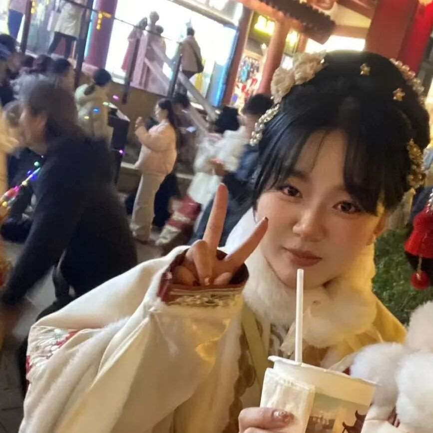 潭沐岑1.jpg